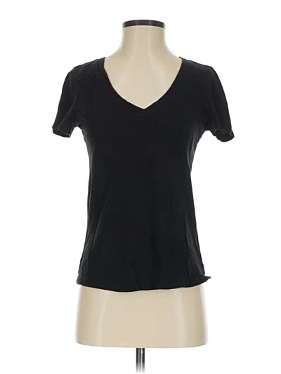 Pre-owned Forever 21 Short Sleeve T-shirt In Black