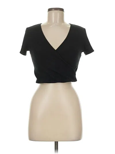 Pre-owned Forever 21 Short Sleeve T-shirt In Black