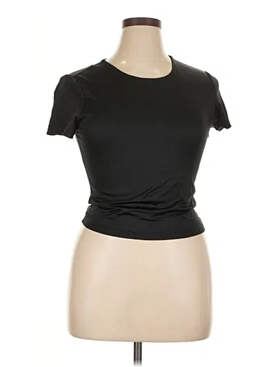 Pre-owned Forever 21 Short Sleeve T-shirt In Black