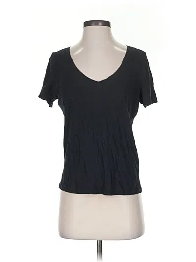 Pre-owned Forever 21 Short Sleeve T-shirt In Black