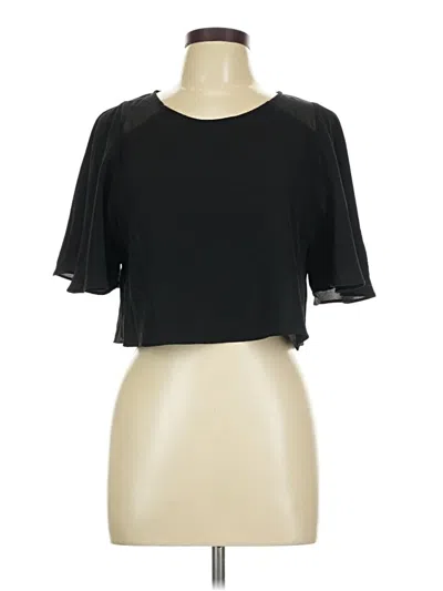 Pre-owned Forever 21 Short Sleeve T-shirt In Black