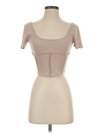 Pre-owned Forever 21 Short Sleeve T-shirt In Tan