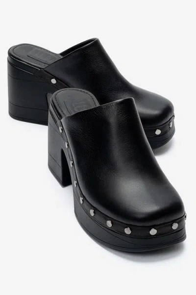Forever & Always Shoes Bellune Leather Block Heel Platform Sandal In Black