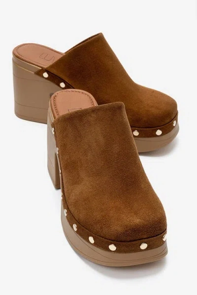 Forever & Always Shoes Bellune Leather Block Heel Platform Sandal In Brown