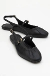 Forever & Always Shoes Britney Leather Closed-toe Sandal In Black