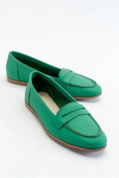 Forever & Always Shoes Dorothy Leather Loafer In Green Leather