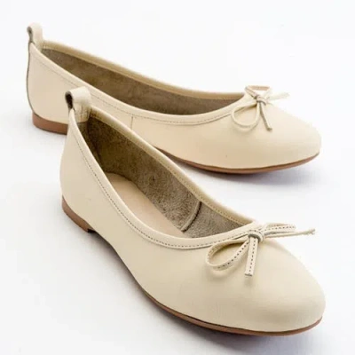 Forever & Always Shoes Florence Leather Ballerina Flats In Neutral