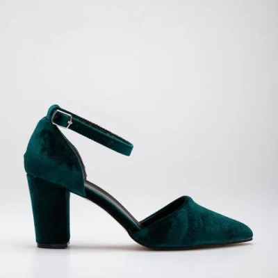 Forever & Always Shoes Gisele Closed Toe High Block Heels In Emerald Green
