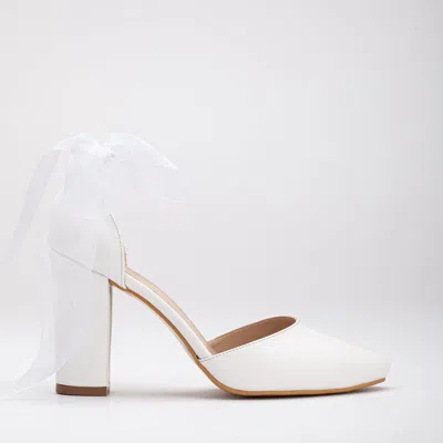 Forever & Always Shoes Gisele High Block Heels With Ribbon In White