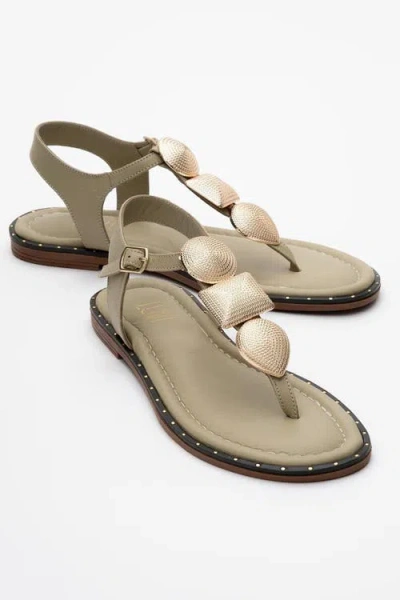 Forever & Always Shoes Giulia Leather Flat Sandal In Green
