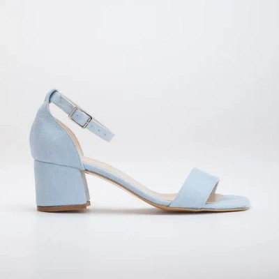 FOREVER & ALWAYS SHOES FOREVER & ALWAYS SHOES IVA LOW BLOCK HEEL SANDALS