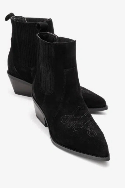 Forever & Always Shoes Julieta Leather Block Heel Western Boot In Black