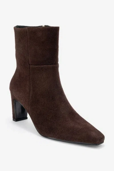 Forever & Always Shoes Kyoto Leather Block Heel Boot In Brown