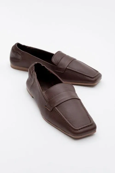 Forever & Always Shoes Liepa Leather Loafers In Brown