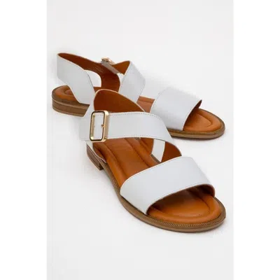 Forever & Always Shoes Majesty Leather Sandal In White