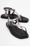 Forever & Always Shoes Morgana Leather Thong Sandal In Black
