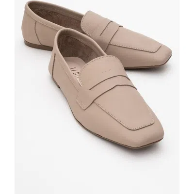 Forever & Always Shoes Morne Leather Loafers In Gold