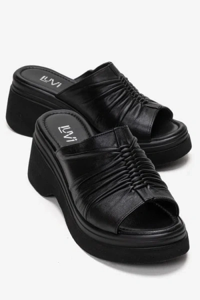 Forever & Always Shoes Nellie Leather Platform Sandal In Black