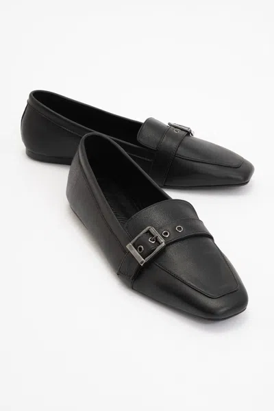 Forever & Always Shoes Noir Leather Flat Loafers (women) In Black