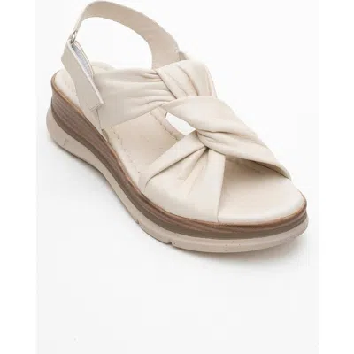 Forever & Always Shoes Oara Leather Sandal In Brown