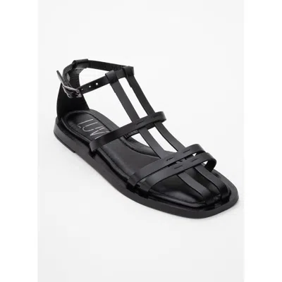 Forever & Always Shoes Odeil Leather Sandal In Black