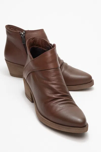 FOREVER & ALWAYS SHOES RULE LEATHER CHUNKY BOOT