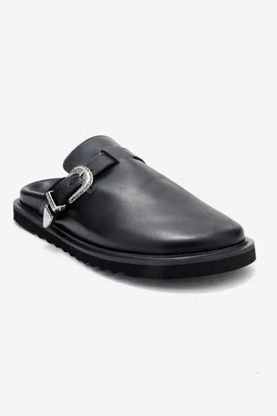Forever & Always Shoes Vesta Leather Mule In Black
