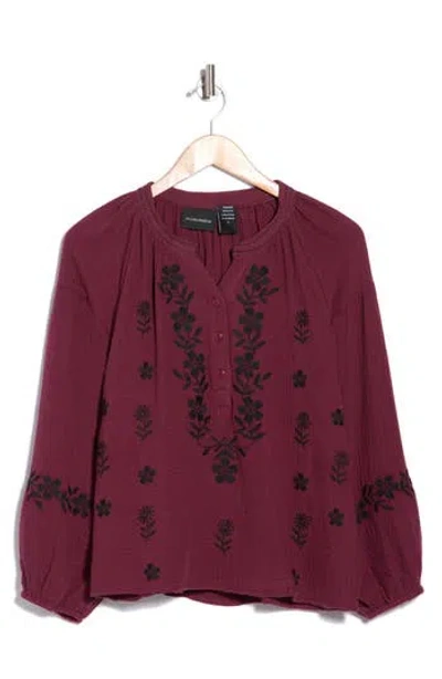 Forgotten Grace Embroidered Cotton Gauze Top In Burgundy