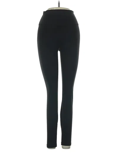 Pre-owned Form Active Pants In Black