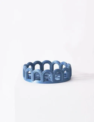 Form & Seek Frosting Basket In Blue