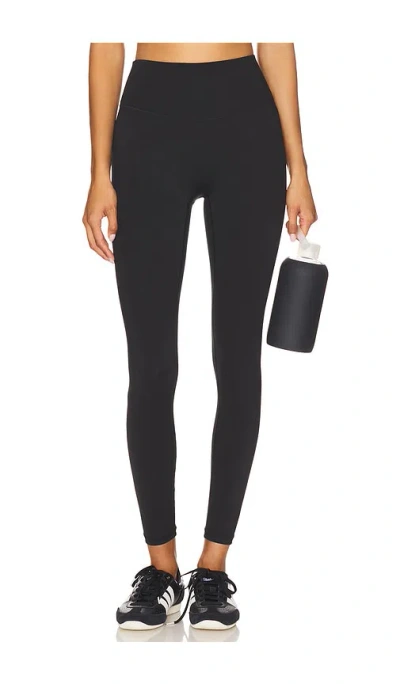 Form Core Leggings In Black
