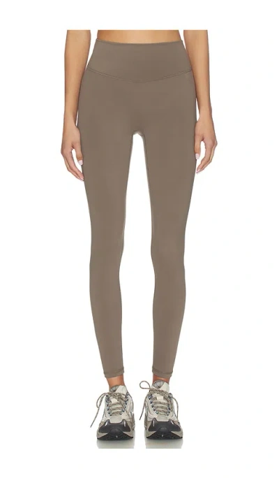 Form Core Leggings In Brown