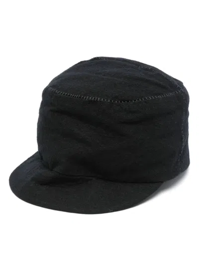 Forme D'expression Field Cap In Black