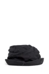 Forme D'expression Canvas Bucket Hat In Black