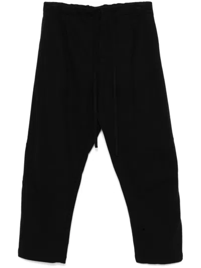 Forme D'expression Tapered Trousers In Schwarz