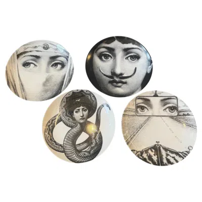 Pre-owned Fornasetti Four 1970s 26 Cm Porcelain Wall Plates Temi E Variazioni By Piero  In Gray
