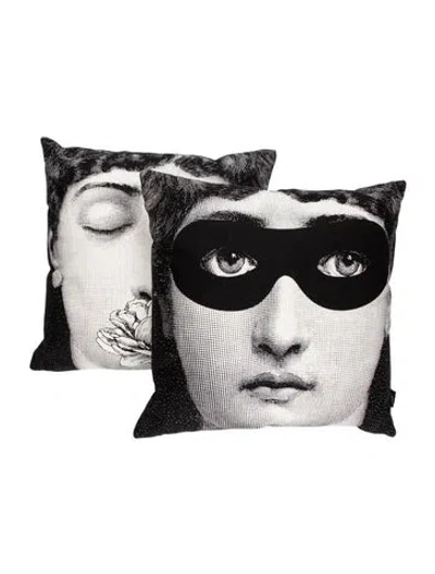 Pre-owned Fornasetti Pair Of Throw Pillows In Black