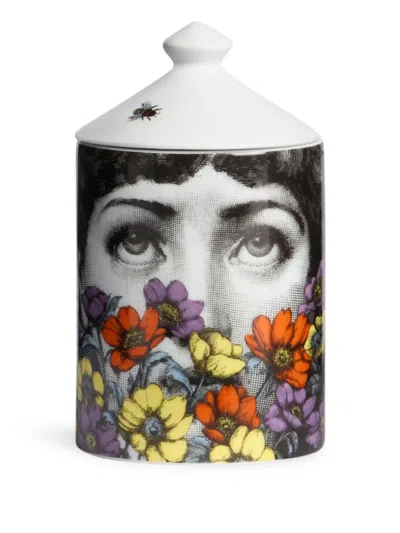 Fornasetti Se Poi Tra I Fiori Decor "giardino Segreto" Candle (310g) In White