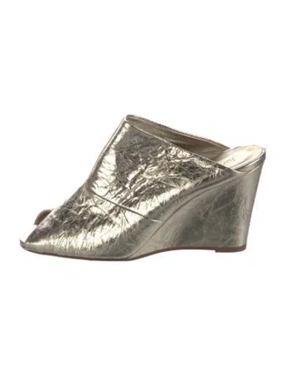 Pre-owned Forte Forte Leather Patterned Mules In Gold