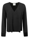 Forte Forte V-neck Plain Top In Nero