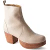 Fortress Charli Platform Clog Boot In Sand