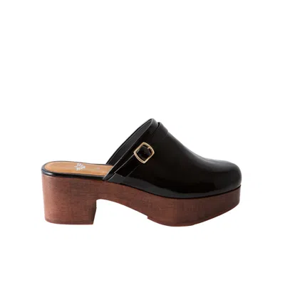 Fortress Women's Abby Platform Clog Black Crinkle Patent