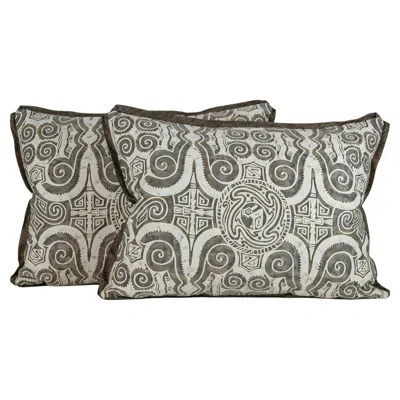 Pre-owned Fortuny A Pair Of  Lumbar Cushions In The Peruviano Inca Pattern In Gray