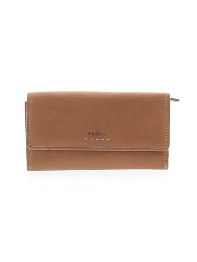 Pre-owned Fossil Leather Clutch In Brown