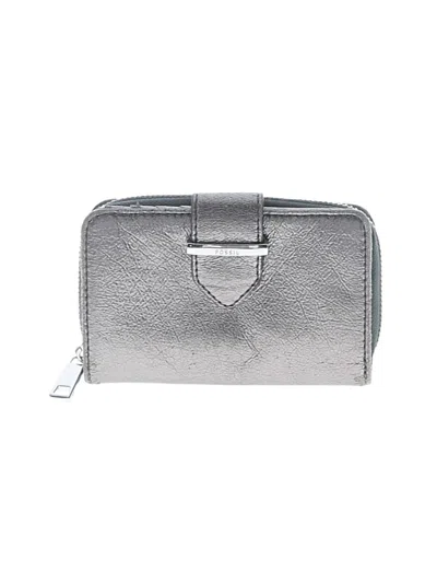 Pre-owned Fossil Leather Wallet In Silver