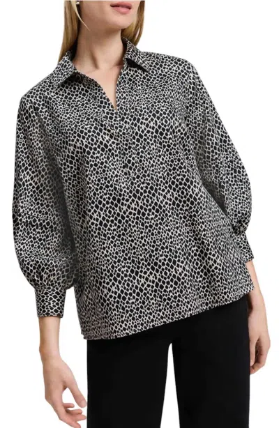 FOXCROFT FRANKIE ABSTRACT SNAKESKIN POPOVER BLOUSE IN BLACK