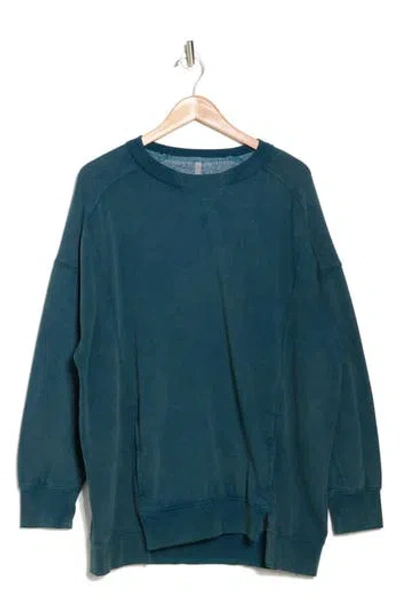 Fp Movement By Free People Intercept Oversized Sweatshirt In Emerald Garden