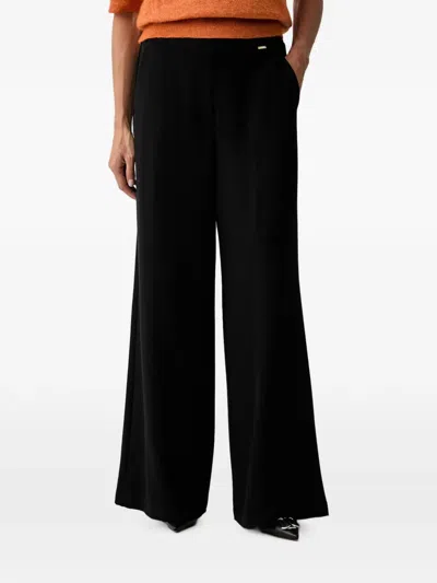 Fracomina Logo-plaque Flared Trousers In Black