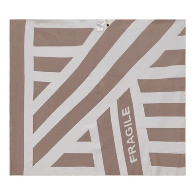 Fragile Pattern Knit Blanket In Brown