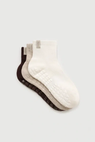 Fraise The Sable Set Grip Socks In Multi